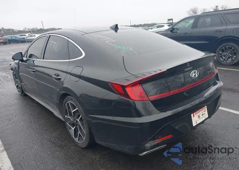 2021 Hyundai Sonata N Line z USA, uszkodzony, nr VIN 5NPEK4JC0MH127372